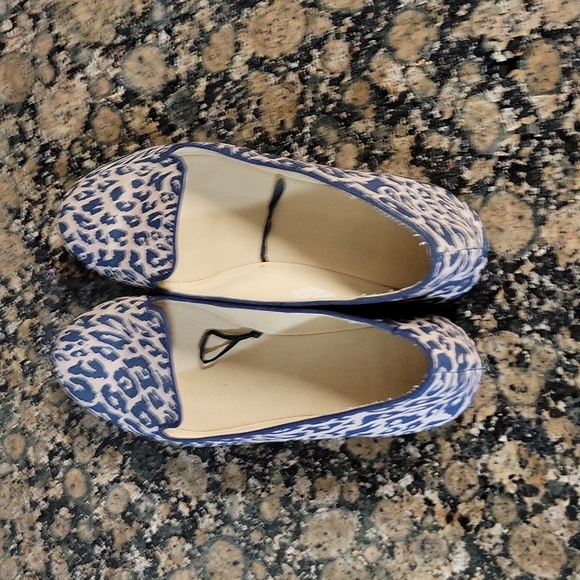 Navy Leopard Flats - Picture 4 of 5
